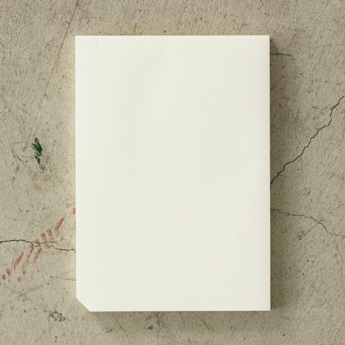 Midori-paper-pad Midori paper pad on a table