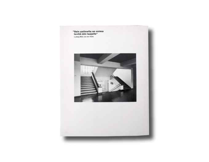 bauhaus-taka-min Magdalena Droste: Bauhaus 1919-1933 (Bauhaus-Archiv, Taschen 1991), suomennos Ritva Bargsten