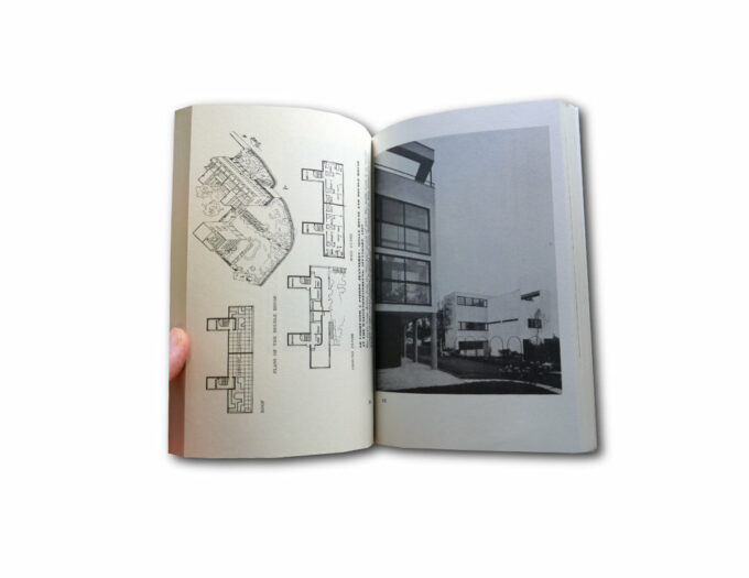InternationalStyle-auk1 The International Style by Henry-Russell Hitchcock and Philip Johnson (1966 edition)