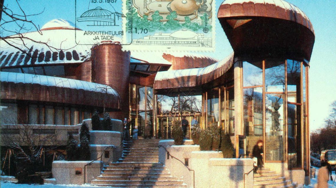 Tampereen Metso-kirjasto postikortissa, postimerkissä ja erikoisleimassa vuonna 1987.