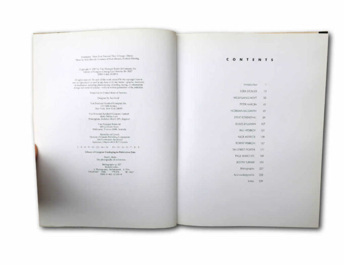 photography-sislu Akiko Busch, The Photography of Architecture, 1987