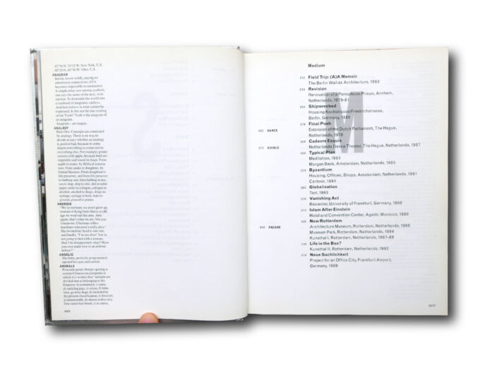 Rem Koolhaas, Bruce Mau, OMA: S, M, L, XL. 010 Publishers, 1995