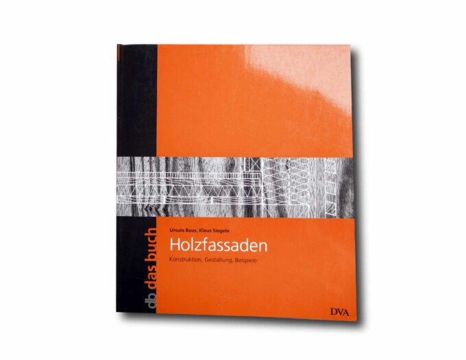 Holzfassaden-kansi Image of the book Holzfassaden