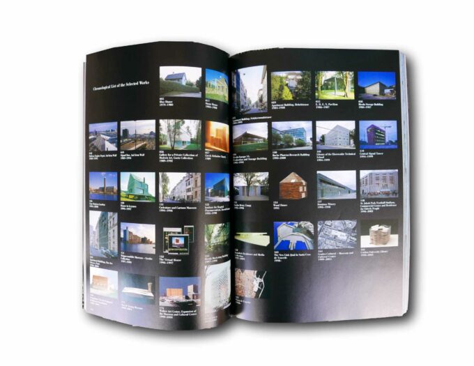 au-H-et-deM-auk Sample spread of the book au February 2002 H&deM 1978–2002