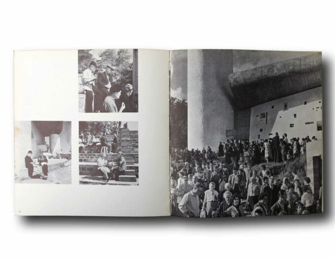 Photo showing a sample spread of the book Le Corbusier: Le Livre de Ronchamp – Das Büch über Ronchamp