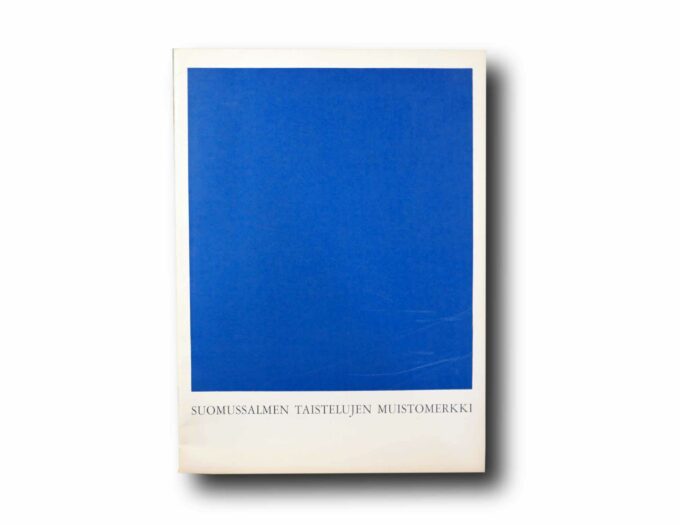 Photo showing the book Alvar Aalto: Suomussalmen taistelujen muistomerkki