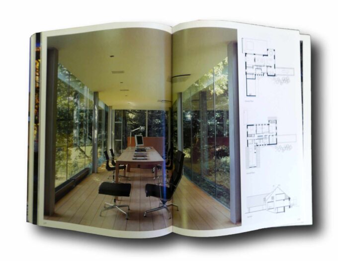 Contemporary-Houses-auk Photo showing a sample spread of the book Contemporary Houses