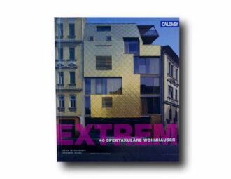 Photo showing the book Extrem: 40 spektakuläre Wohnhäuser