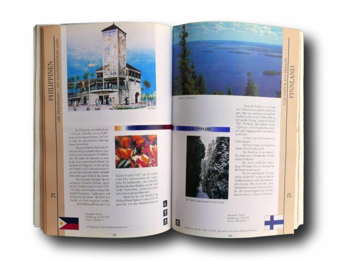 Photo showing a sample spread of the book Expo '92 Offizieller Führer