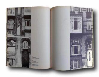 Photo showing a sample spread of the book Struktur und Dekoration