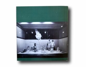 Photo showing a sample spread of the book Stockmann
