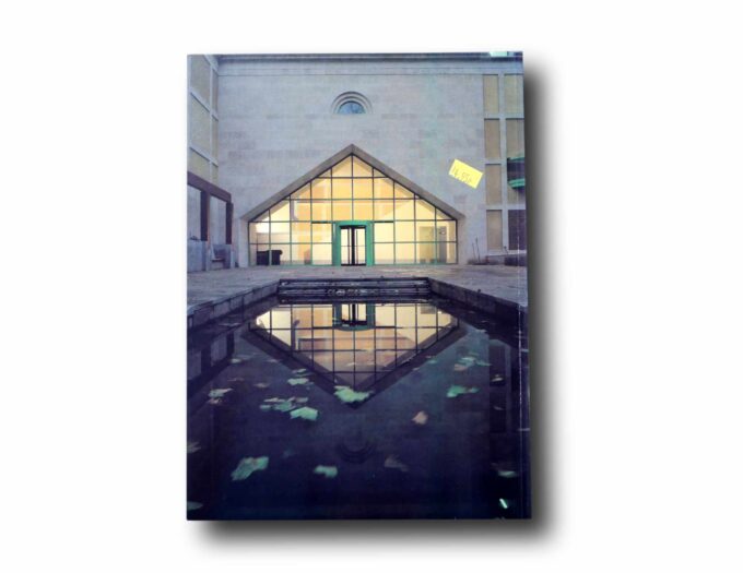 The-Glore-Gallery-taka Photo showing a sample spread of the book The Clore Gallery – Tate Gallery