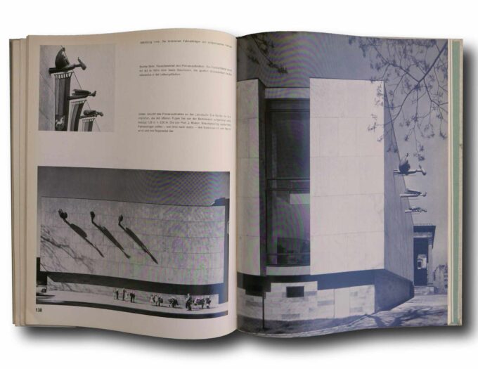 Dieter-Oesterlen-auk Photo showing a sample spread of the book Dieter Oesterlen