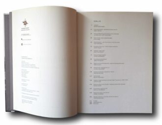 Photo showing a sample spread of the book Unioninakseli – Pääkaupungin läpileikkaus
