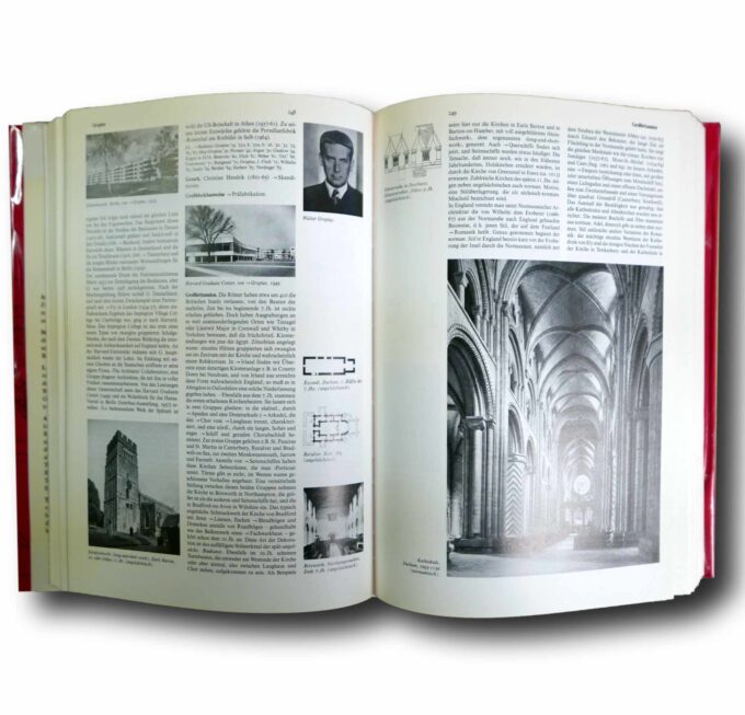Lexikon-der-Welt-Architektur-auk Photo showing a sample spread of the book Lexikon der Weltarchitektur